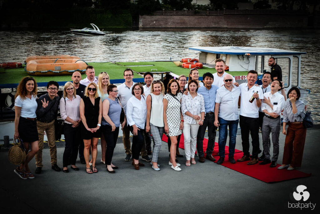 Group photo before a party boat cruise
